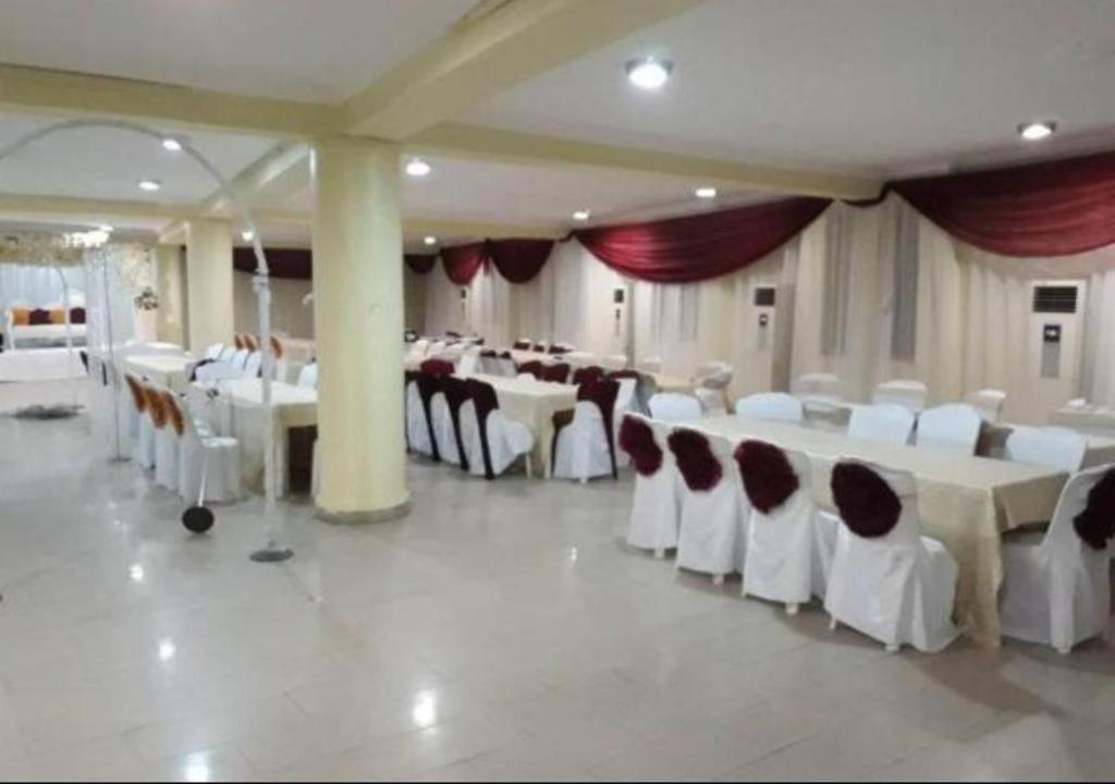 Presken Hotels Alade Avenue Икея Экстерьер фото